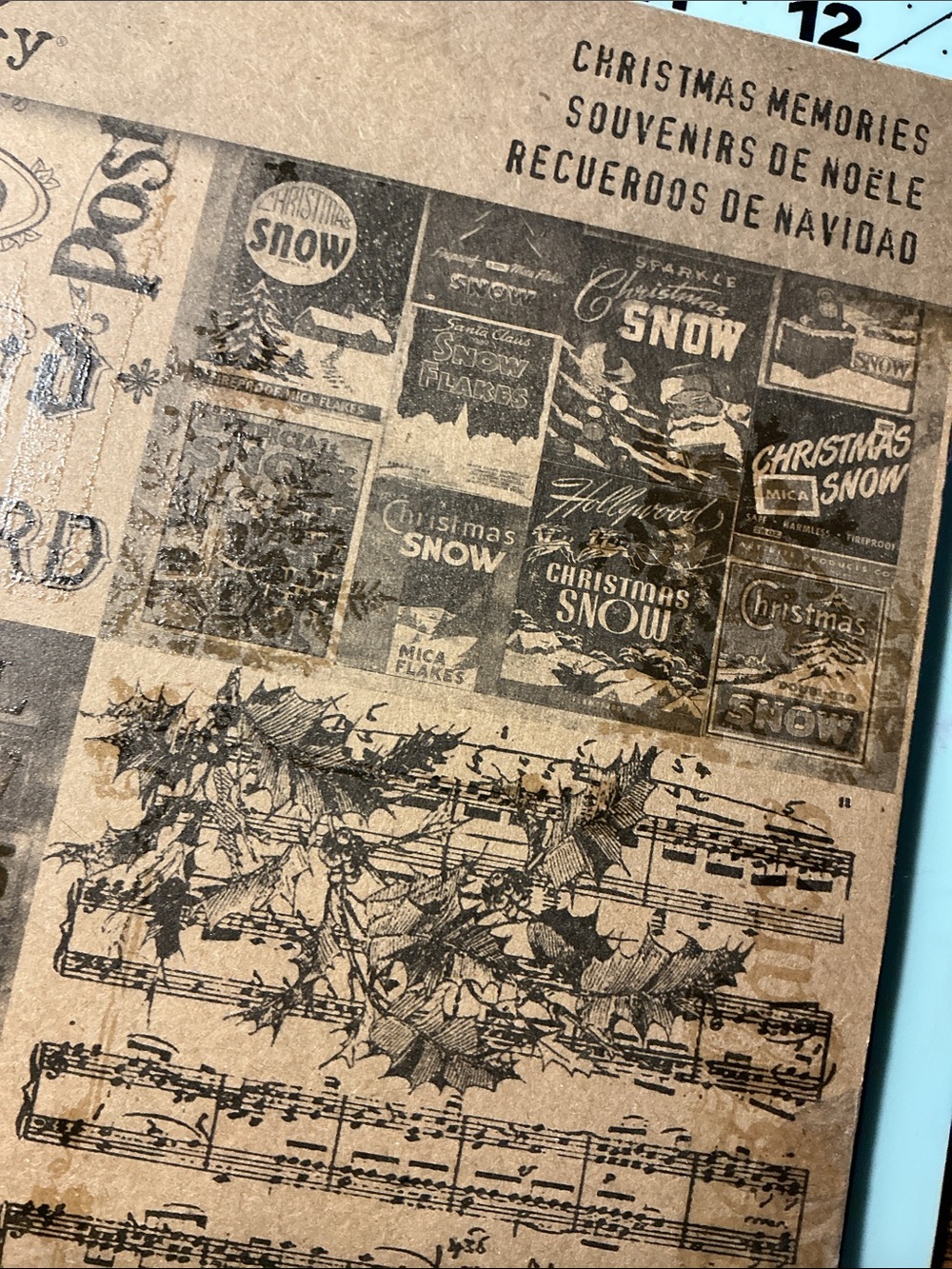 Tim Holtz idea-ology Paper Stash Christmas 2011 - Picture 3 of 7